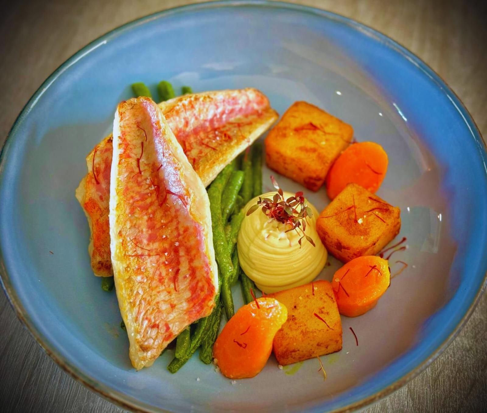 פריווה Hotel Restaurant Les Chataigniers מראה חיצוני תמונה