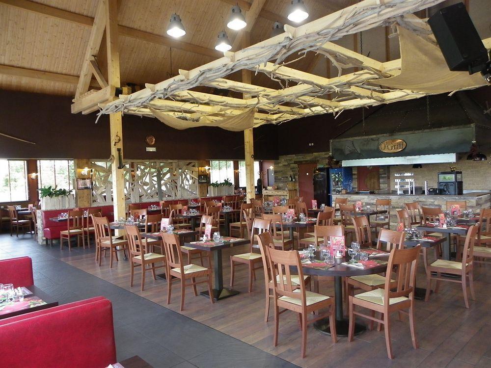 פריווה Hotel Restaurant Les Chataigniers מראה חיצוני תמונה